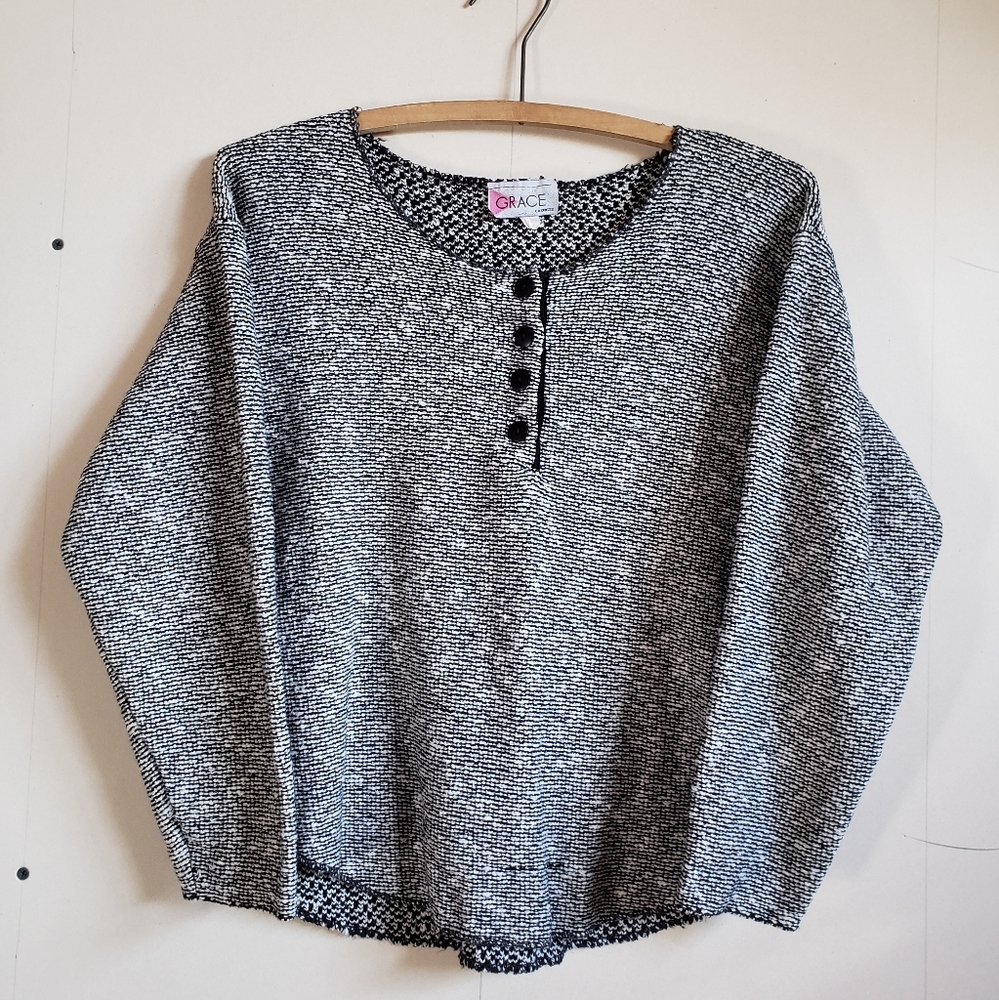 vintage black and white vintage knit 1980s cozy cropped Sweater, women's size M - Picture 1 of 15